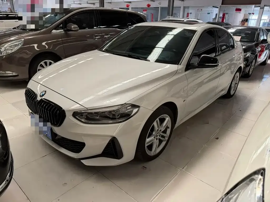 BMW 1 Series — фото 1