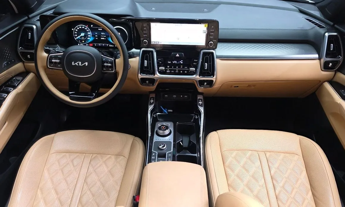 Kia Sorento — фото 9