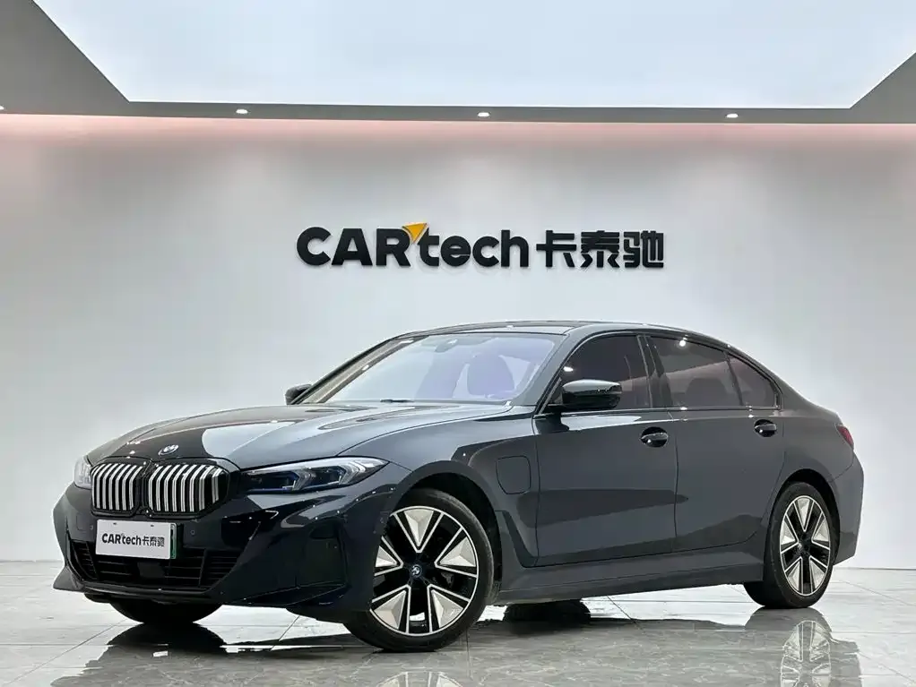 BMW i3 — фото 1