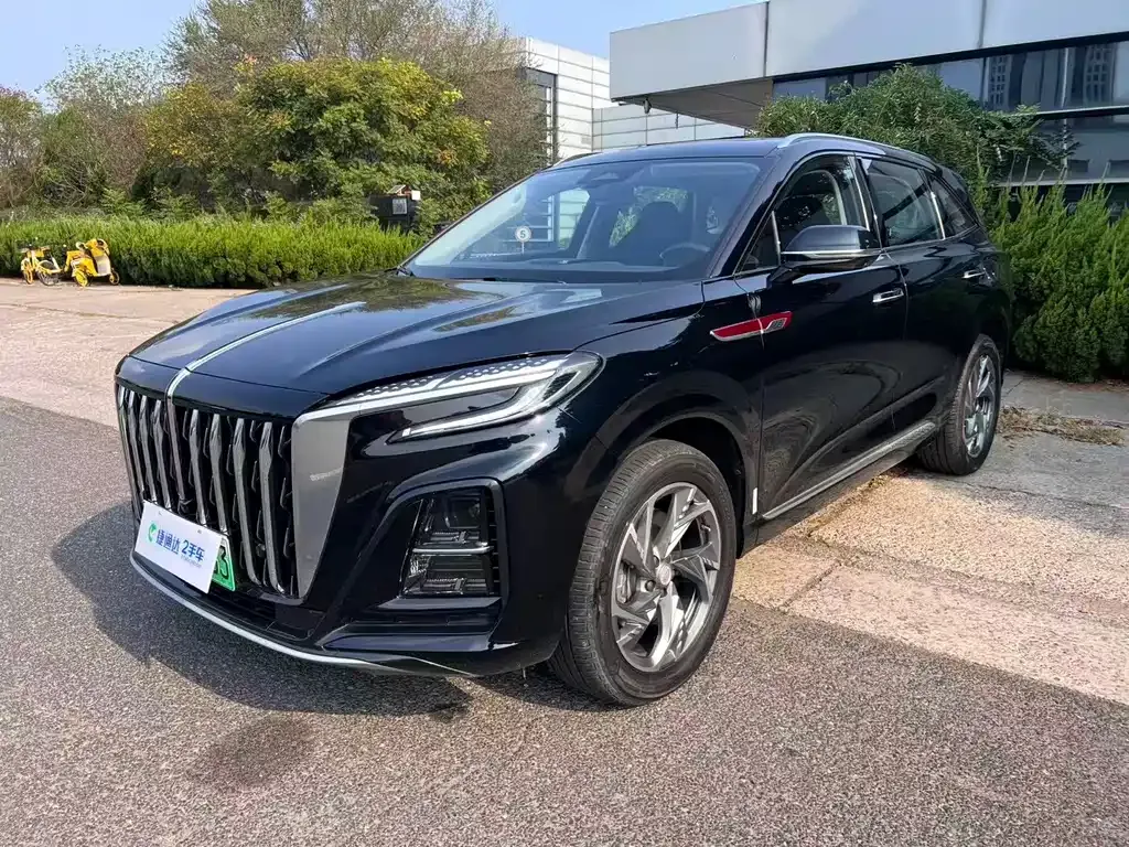 Hongqi HS3 PHEV — фото 6