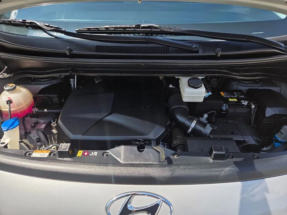 Hyundai Staria — фото 4