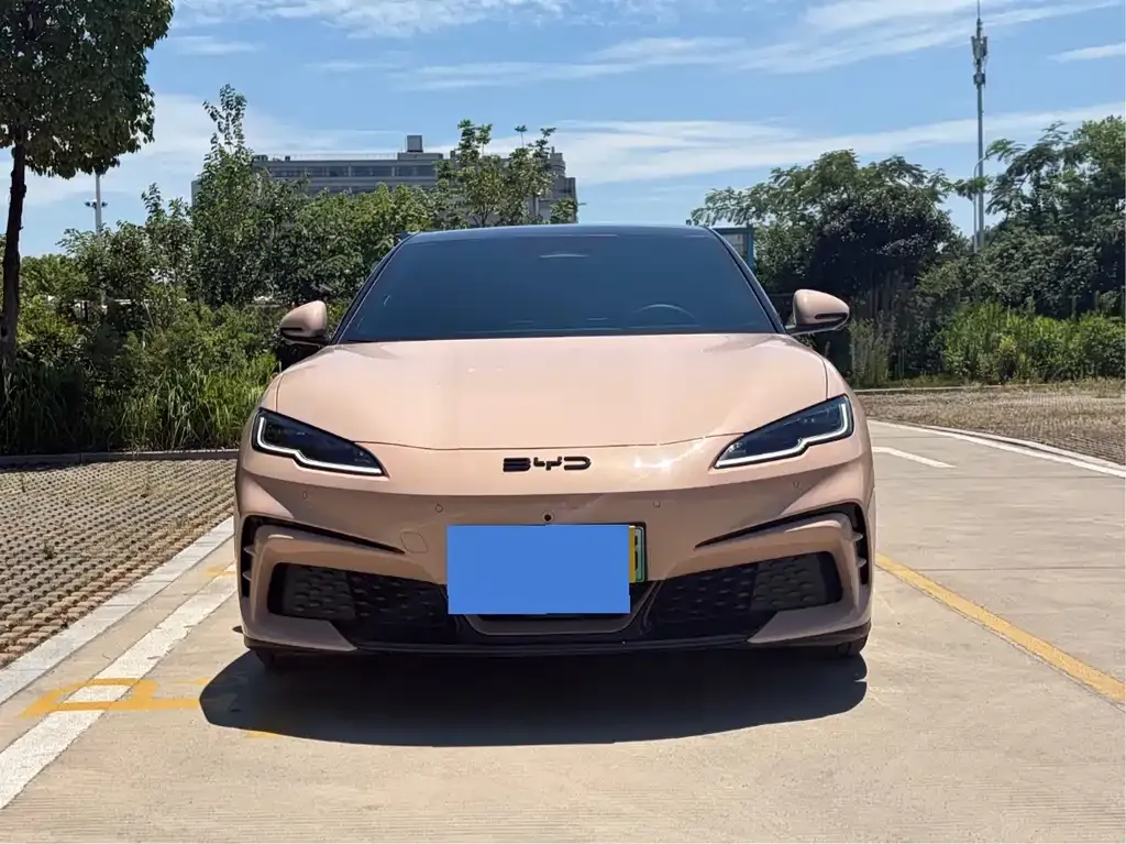 BYD Seal 06GT — фото 6