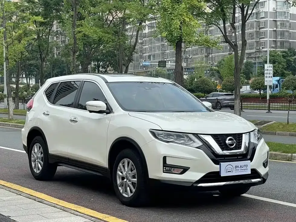 Nissan X-Trail — фото 5