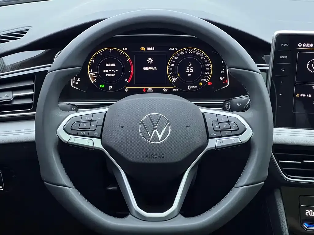 Volkswagen Tiguan L — фото 8