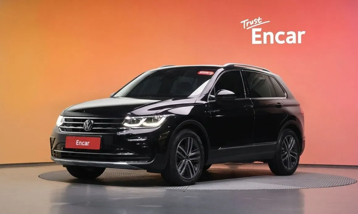 Volkswagen Tiguan — фото 1