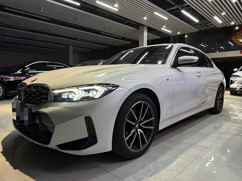 BMW 3 Series — фото 1