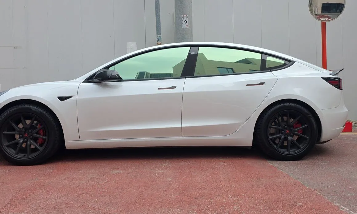 Tesla Model 3 — фото 7