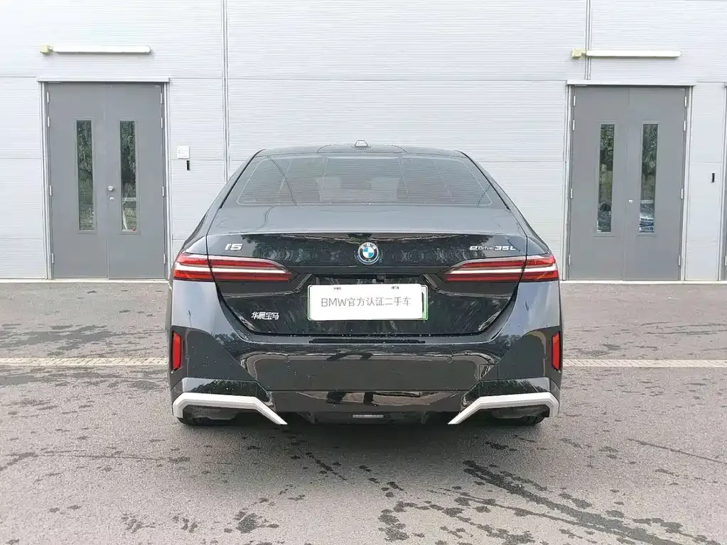 BMW i5 — фото 4