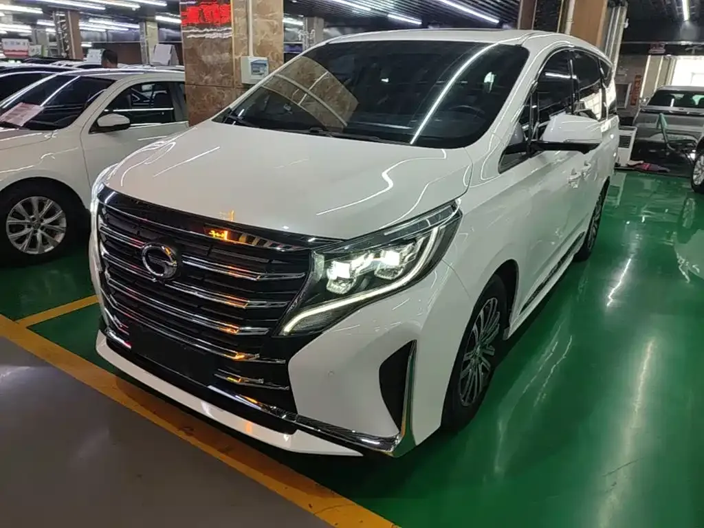 GAC Motor Trumpchi M8 — фото 1