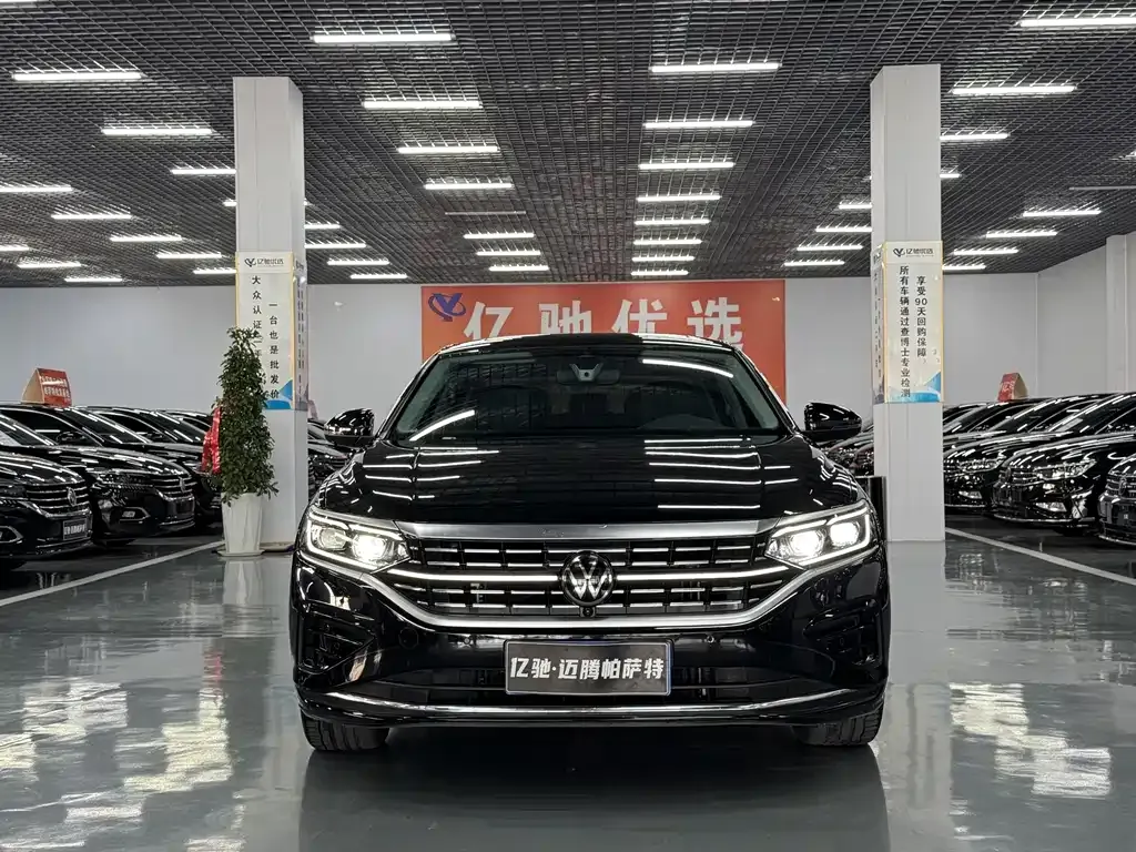 Volkswagen Passat — фото 10