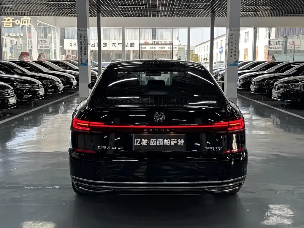 Volkswagen Passat — фото 3
