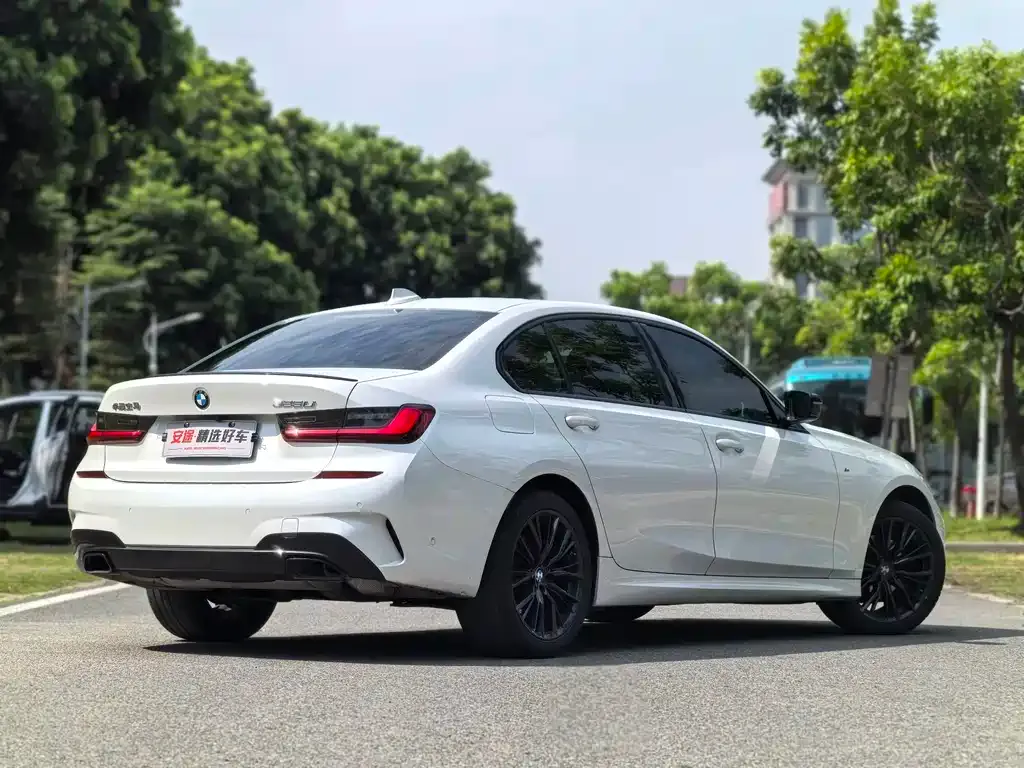 BMW 3 Series — фото 10