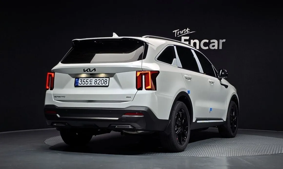 Kia Sorento — фото 9