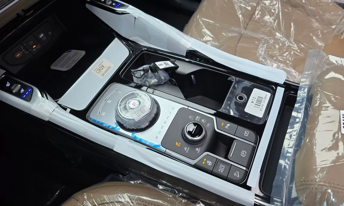 Kia Sorento — фото 8