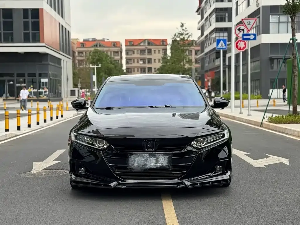Honda Accord — фото 5