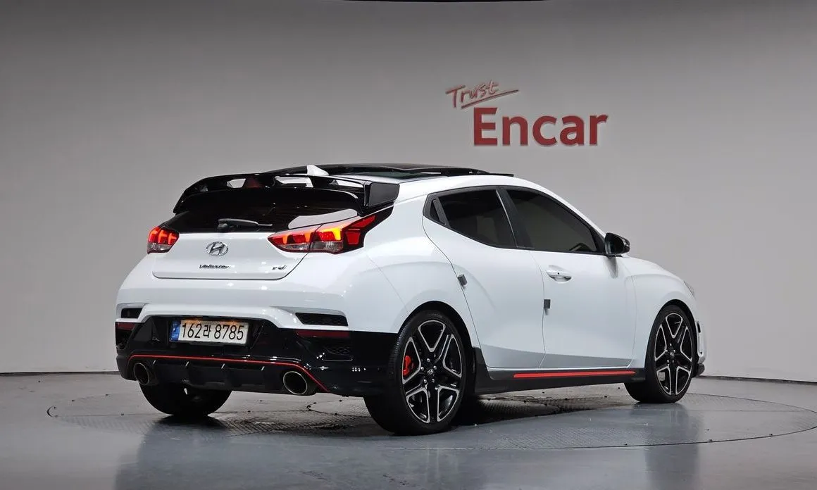 Hyundai Veloster — фото 3