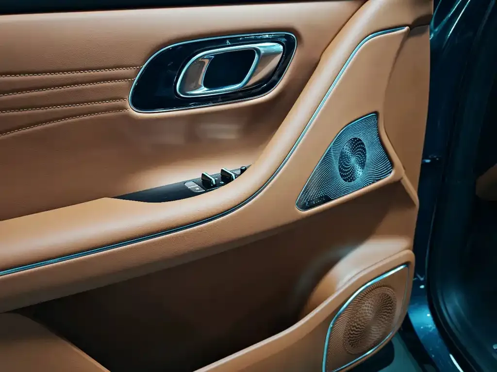 Geely Galaxy M9 — фото 3