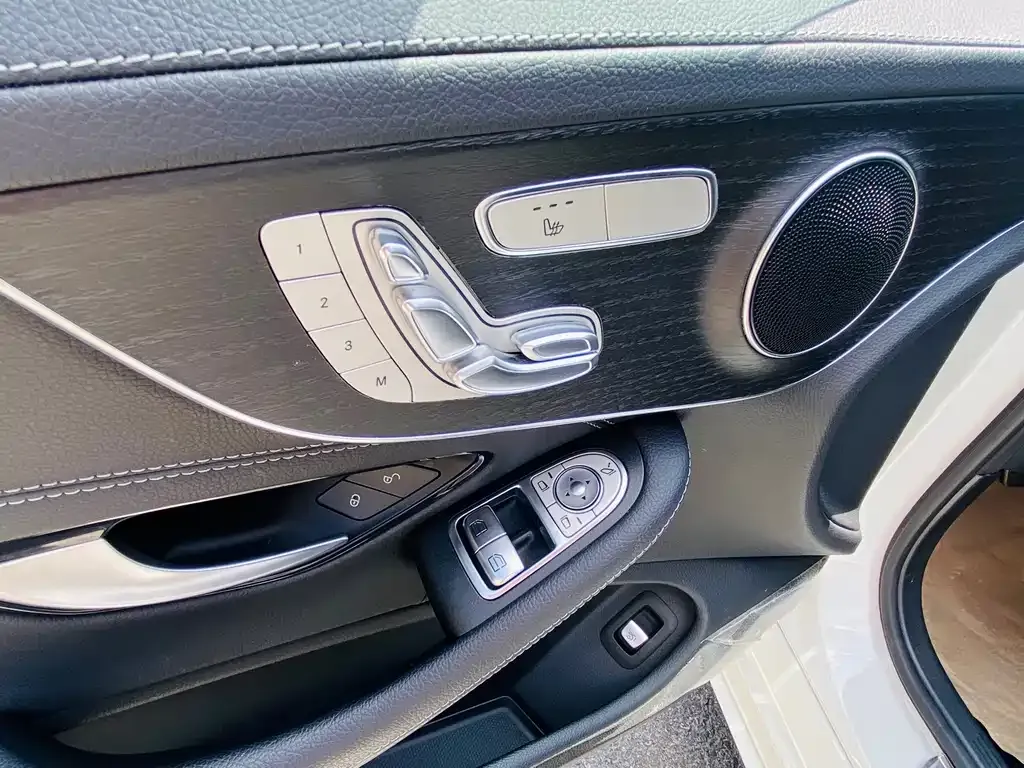 Mercedes-Benz C-Class (Import) — фото 10