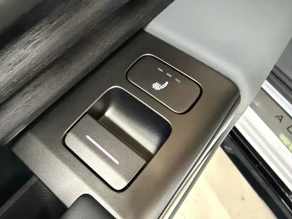 Audi E5 Sportback — фото 3