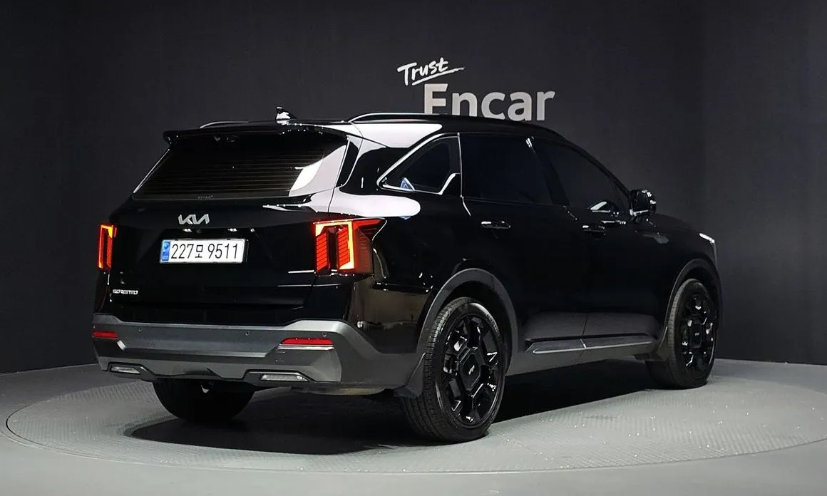 Kia Sorento — фото 3