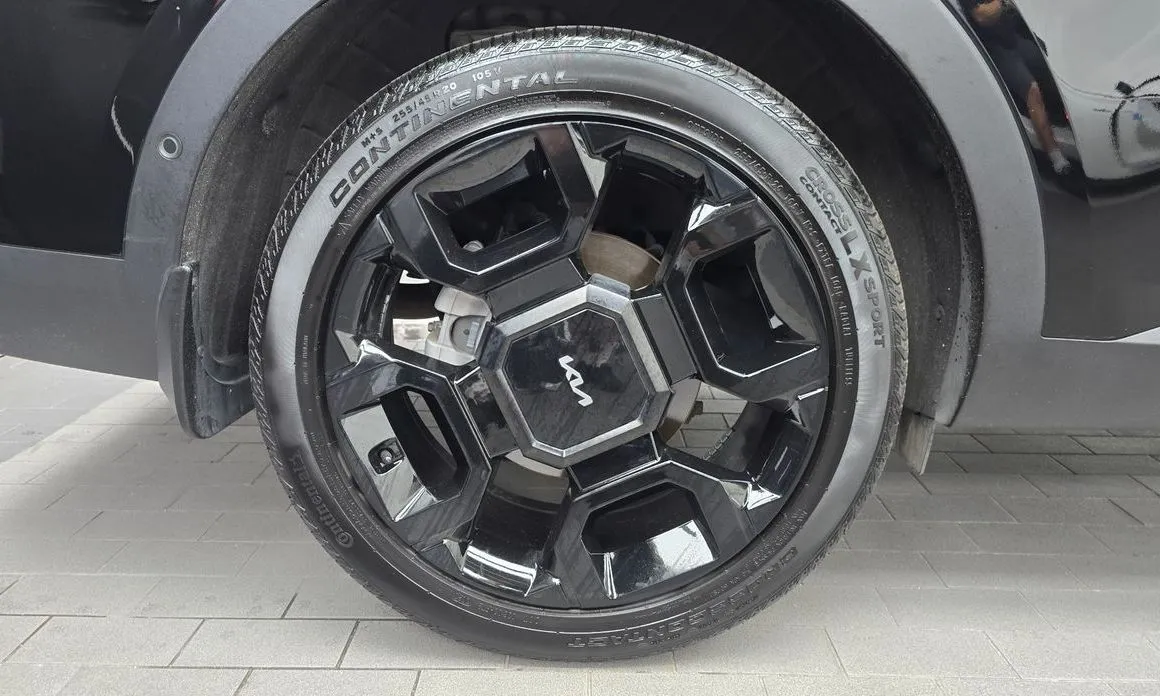 Kia Sorento — фото 8