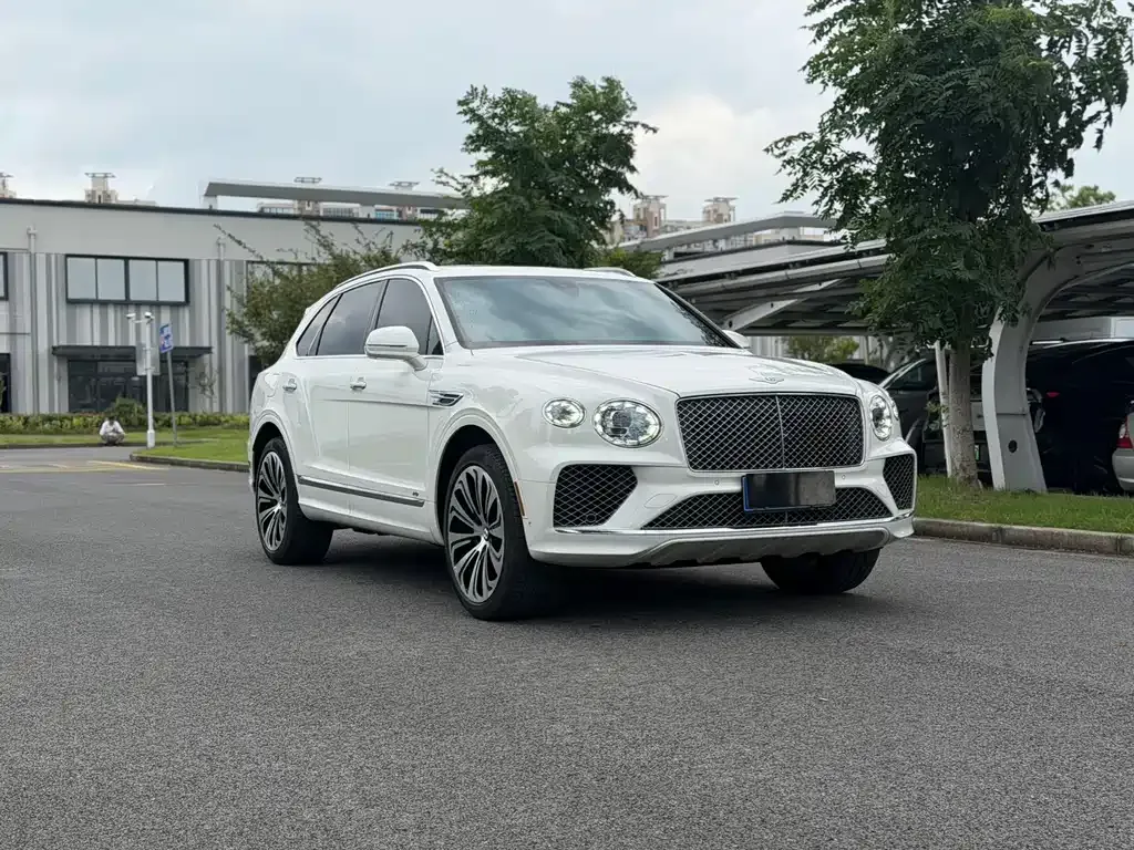 Bentley Bentayga — фото 4