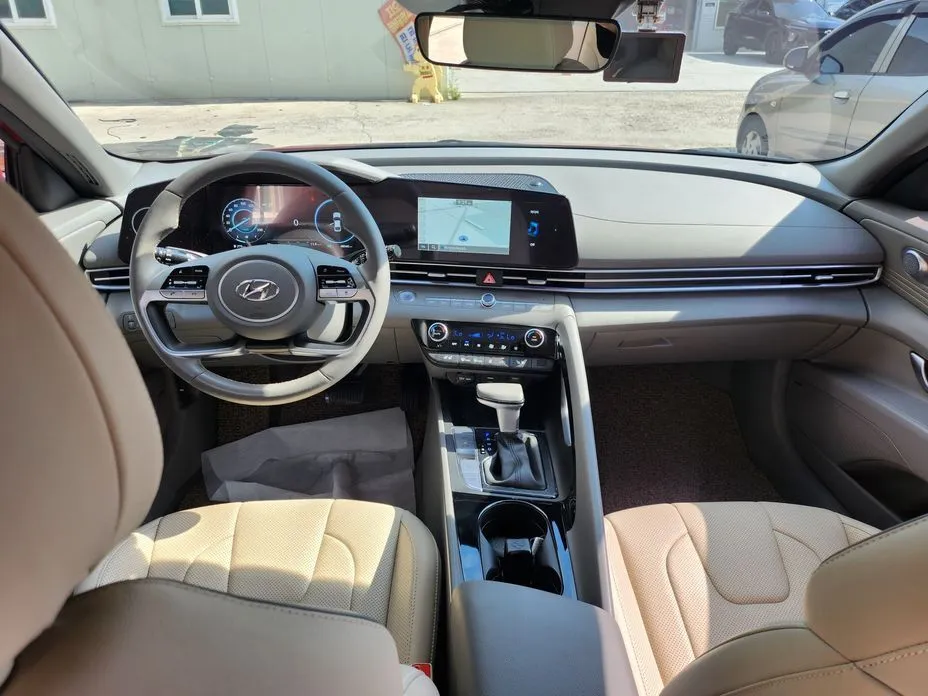 Hyundai AVANTE — фото 10