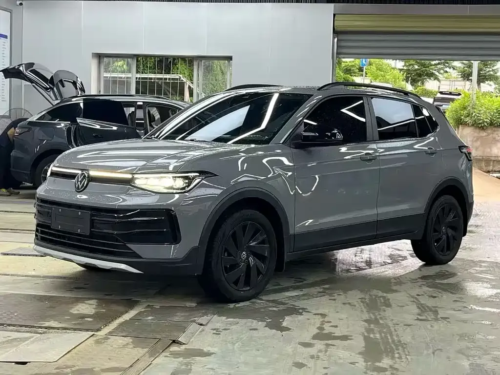 Volkswagen Tharu — фото 1