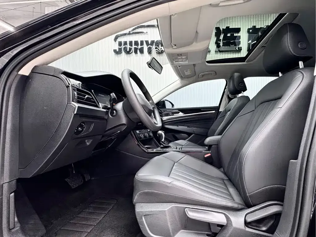 Volkswagen Passat — фото 4