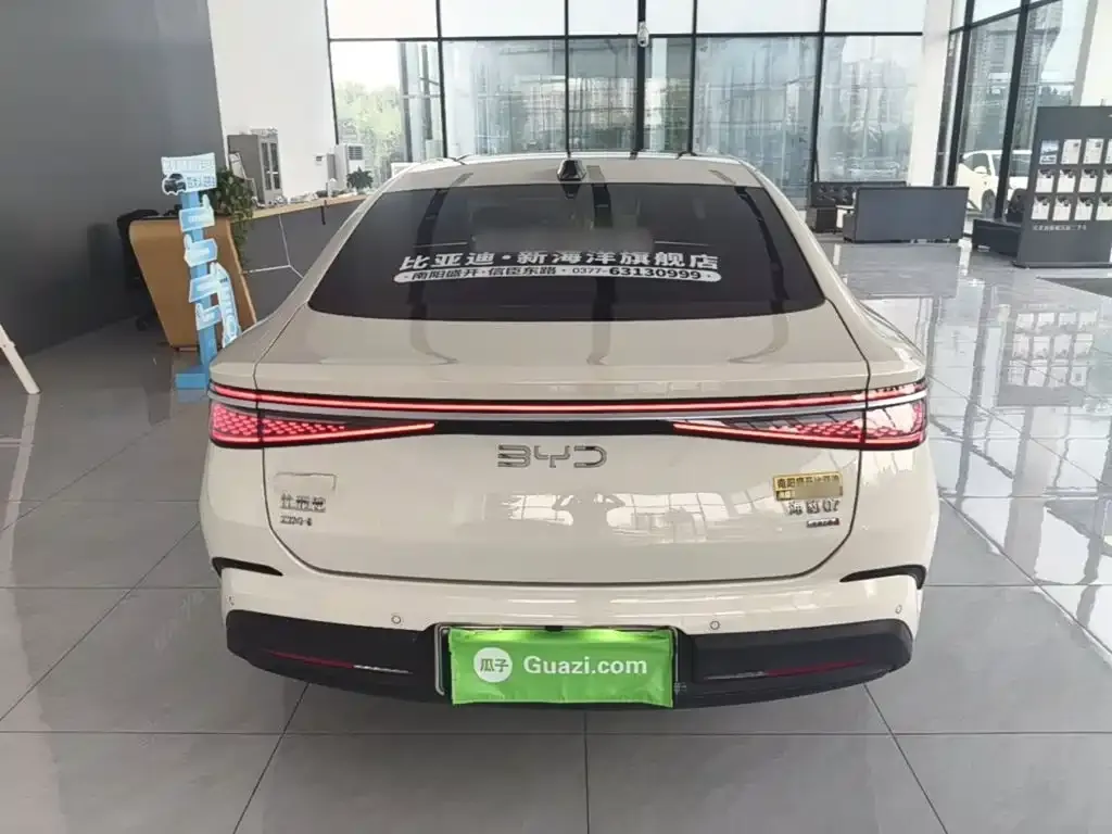 BYD Seal 07 DM-i — фото 10