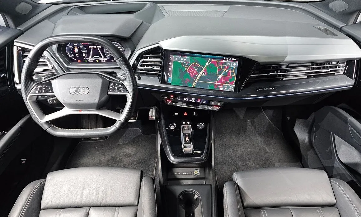 Audi Q4 e-tron — фото 10