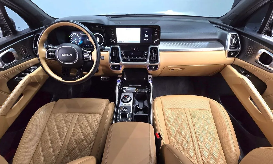 Kia Sorento — фото 8