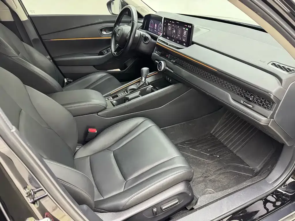 Honda Accord — фото 9