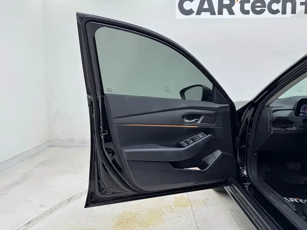Honda Accord — фото 4
