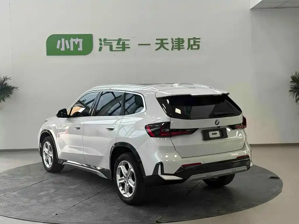 BMW X1 — фото 10