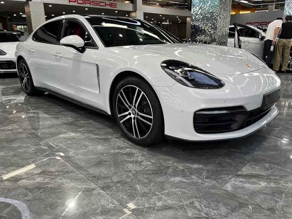 Porsche Panamera — фото 10