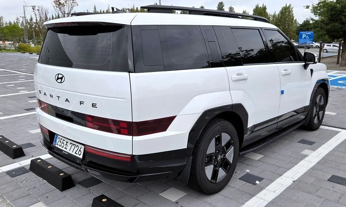 Hyundai Santafe — фото 2