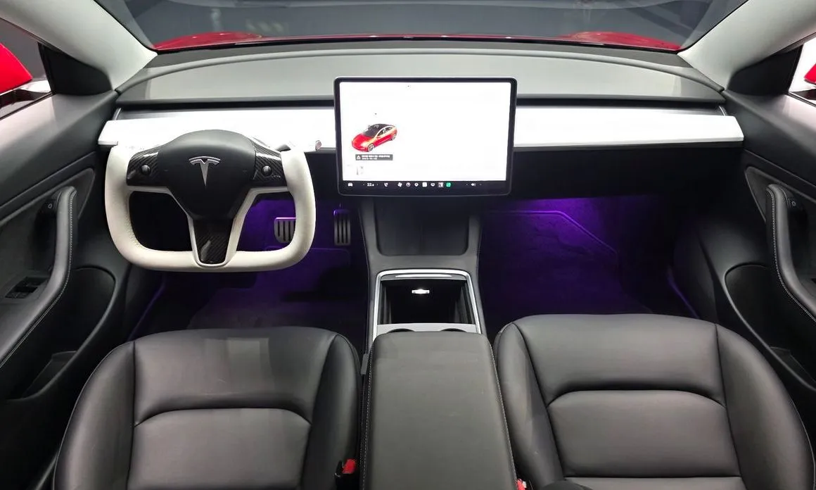 Tesla Model 3 — фото 8
