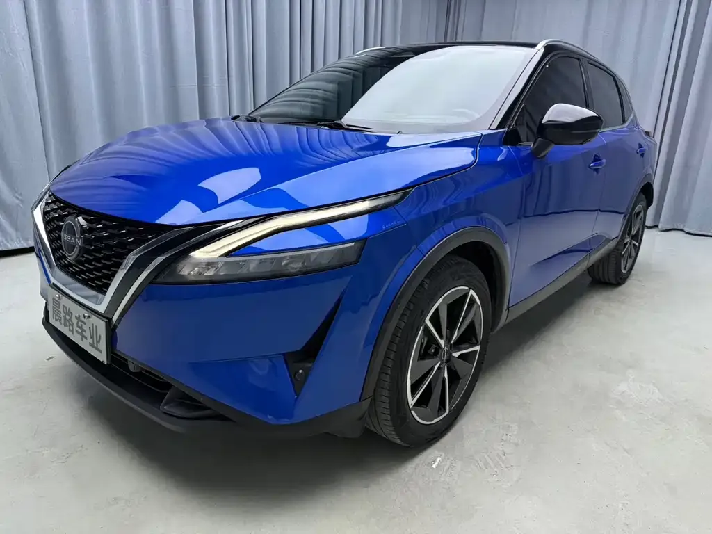 Nissan Qashqai — фото 1