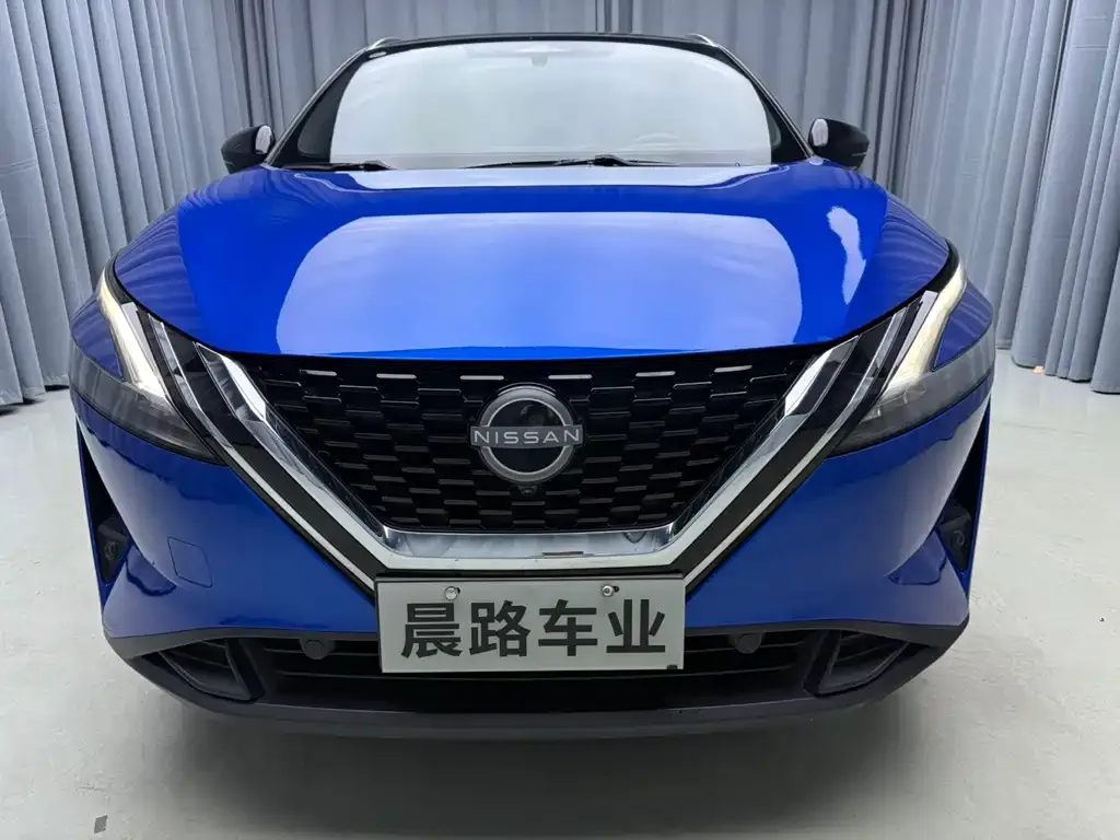 Nissan Qashqai — фото 4
