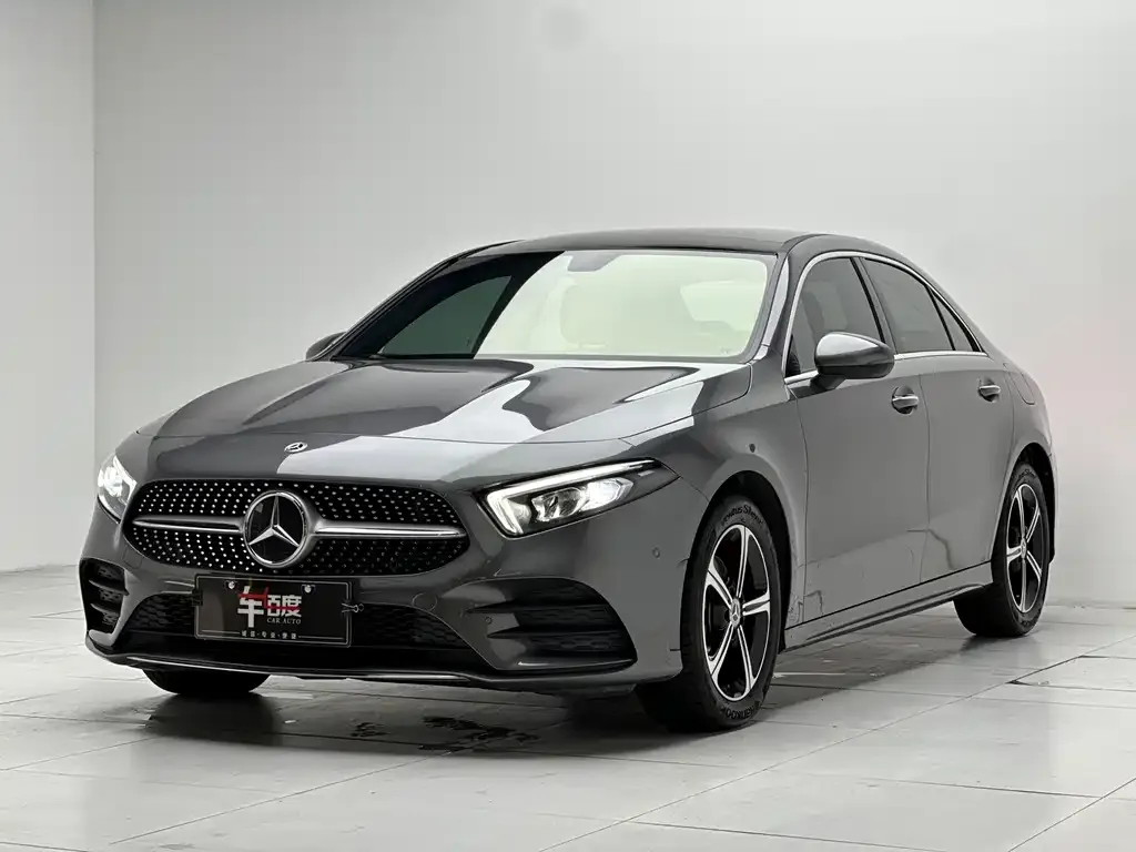 Mercedes-Benz A-Class — фото 1