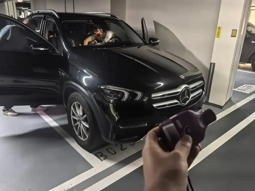 Mercedes-Benz GLE (Import) — фото 6