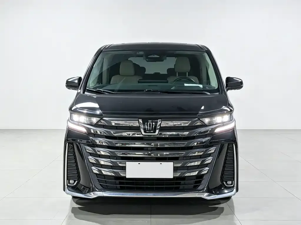 Toyota Vellfire — фото 2