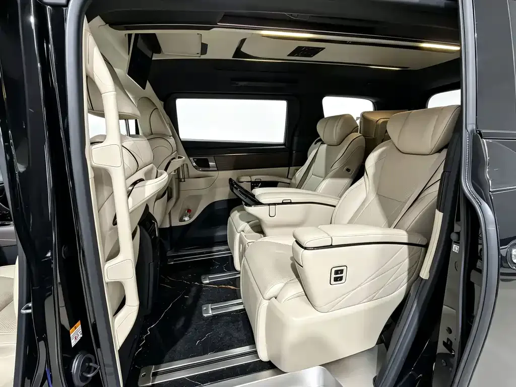 Toyota Vellfire — фото 5