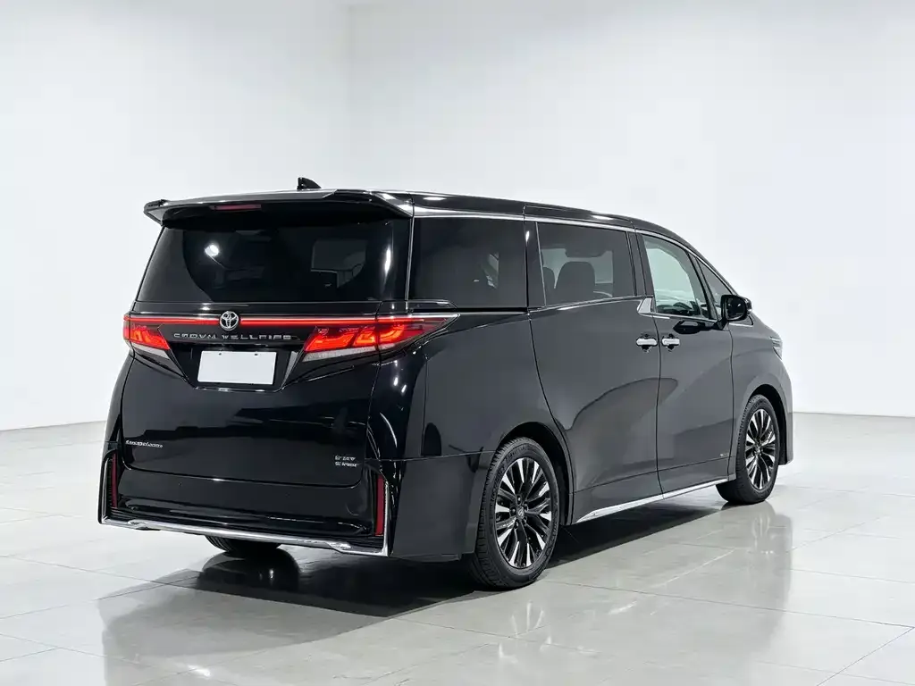 Toyota Vellfire — фото 3