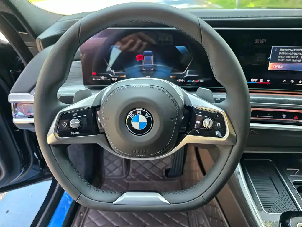 BMW 7 Series — фото 4