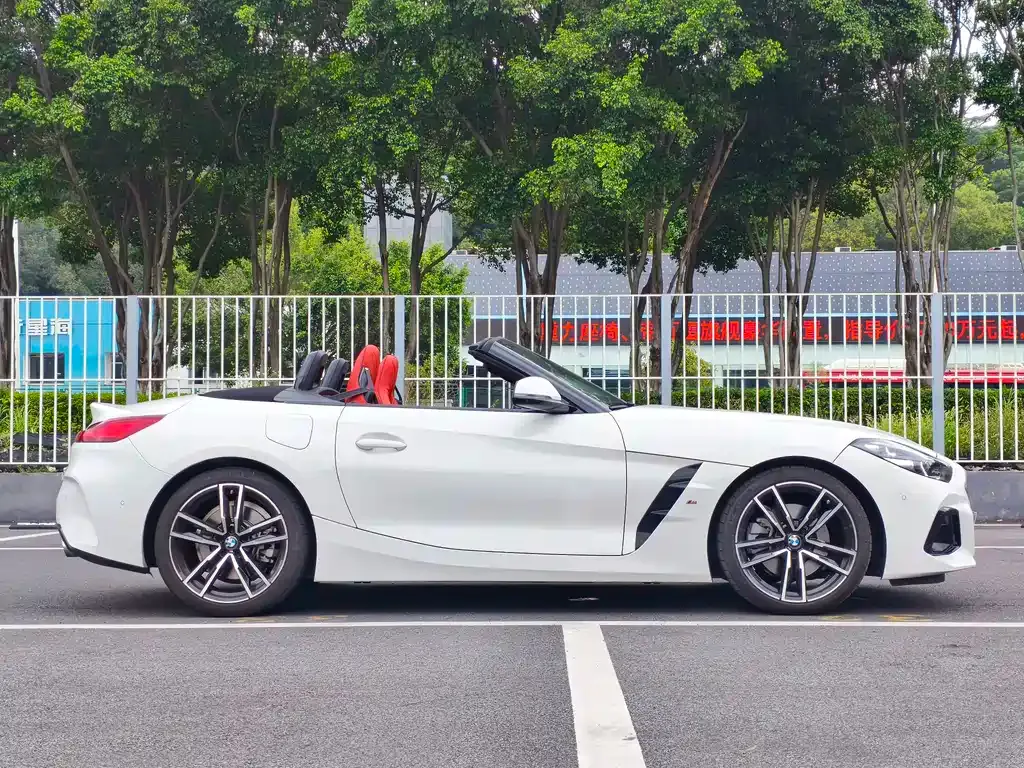 BMW Z4 — фото 8