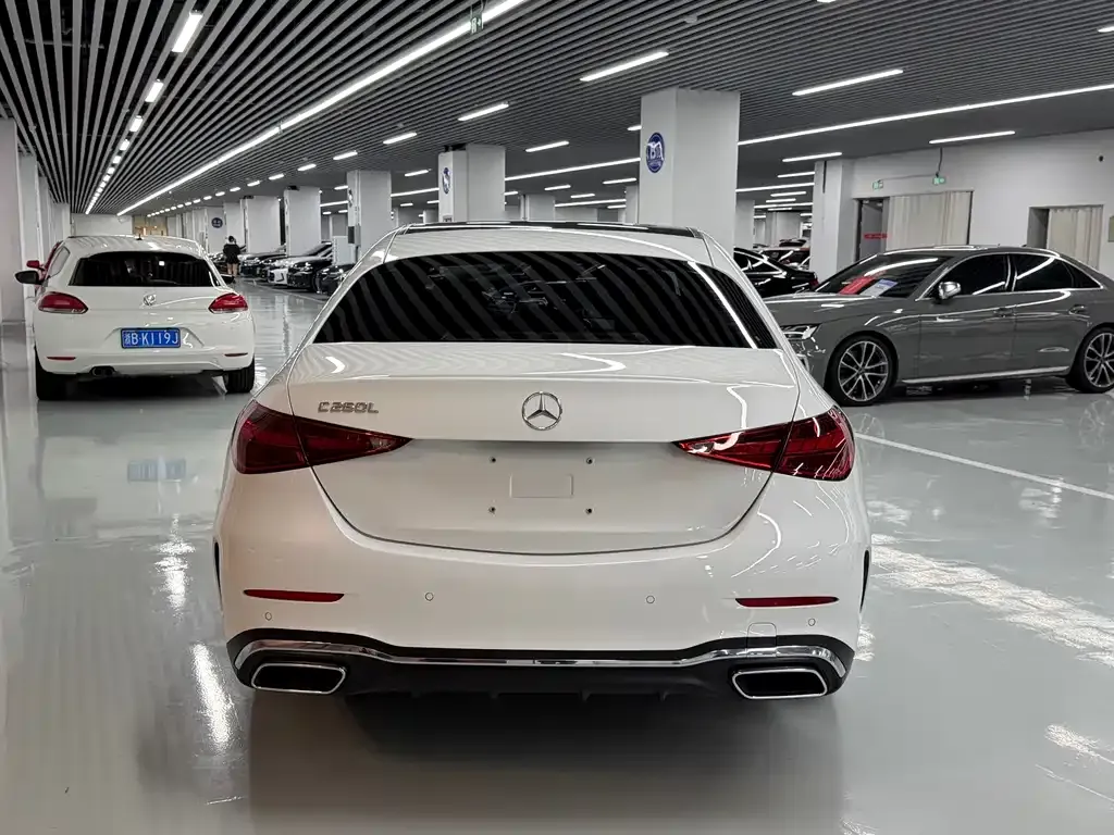 Mercedes-Benz C-Class — фото 10