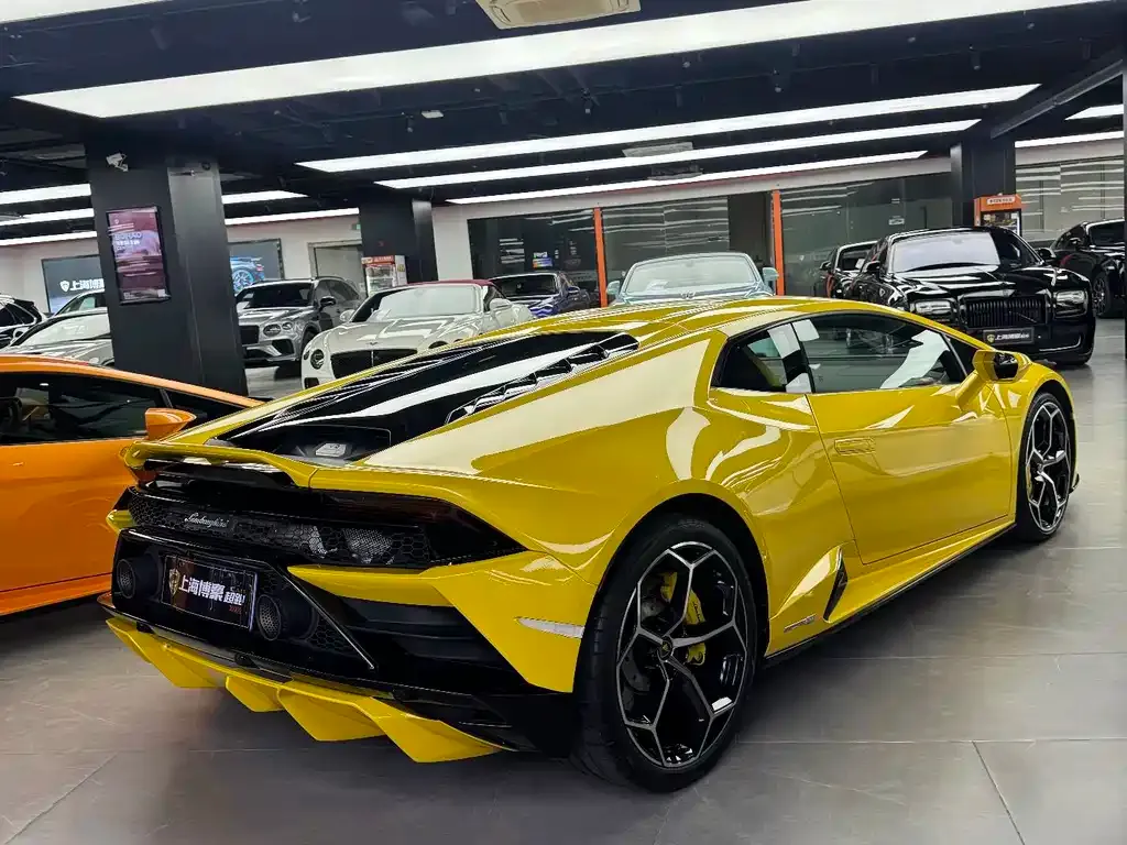Lamborghini Huracan — фото 2