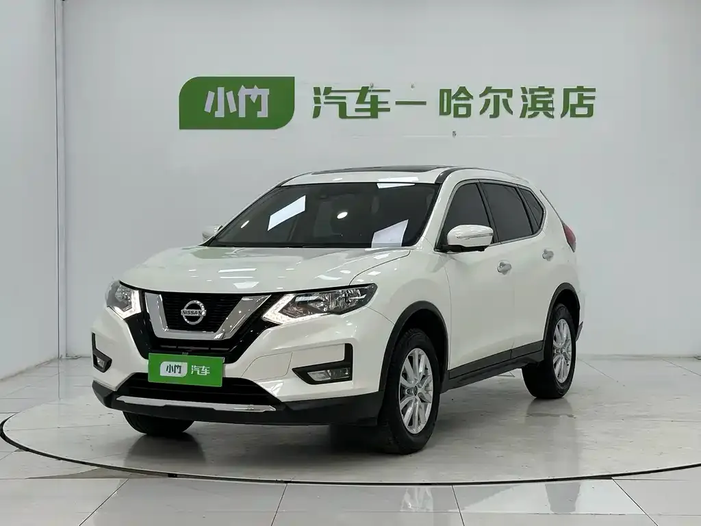 Nissan X-Trail — фото 1